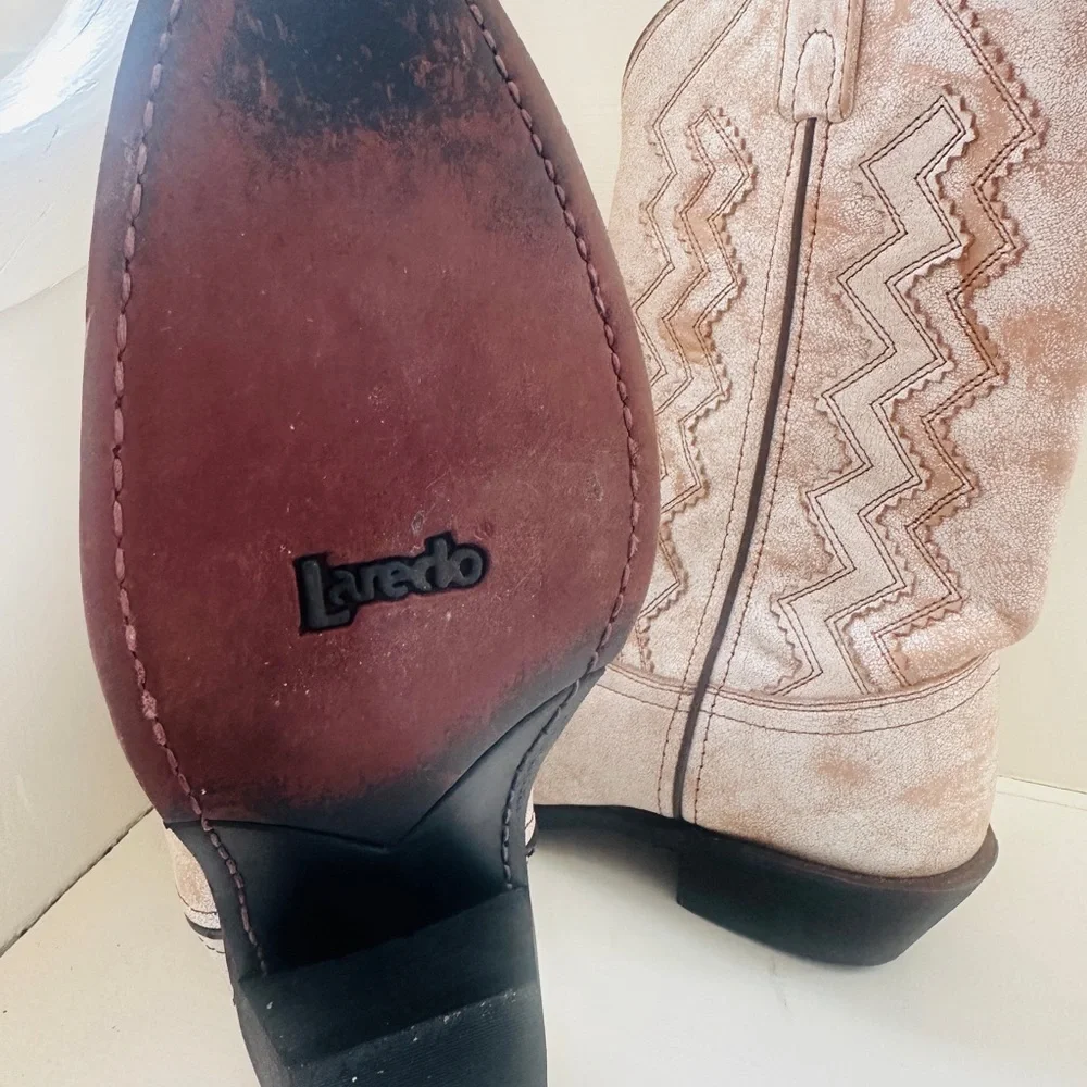 LAREDO WOMEN'S RUSTIC BONE OVERLAY WESTERN BOOTS - Size 9 - Picture 5 of 5